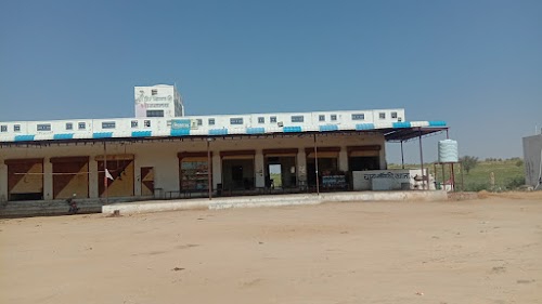 Hotel Green Garden & AC Restaurant