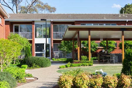 Forrest Hotel and Apartments