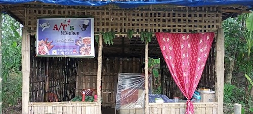 A/T's kitchen, The Taste place