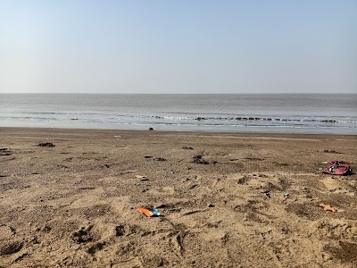 Umbergaon Beach