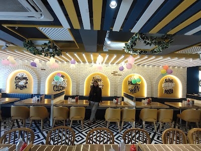 Papa Louie's Pizza Vesu Surat