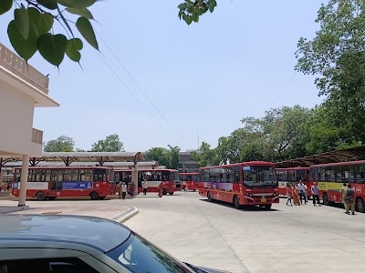 Lal Darwaja Bus Stop