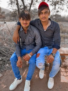 Afjal Market Jeevan vass