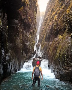 Saatsada waterfall