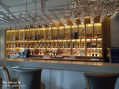 VARENYA'S - FOOD ARENA