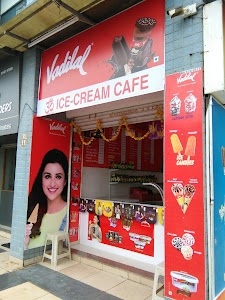 Vadilal Happiness İcecream Shop