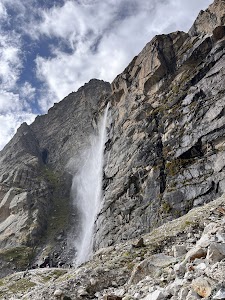 Vasudhara Falls