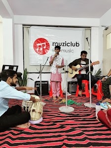 Muziclub, Wakad (West)