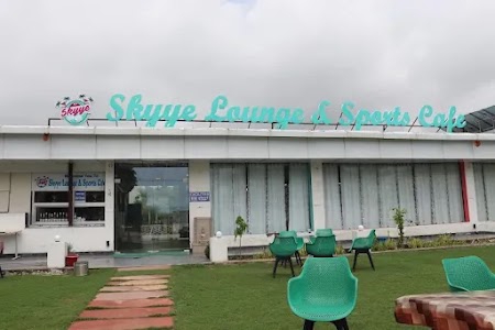 Skyye Lounge & Sports Cafe