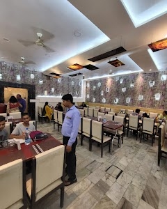 New Rahul Sweets And Restaurants