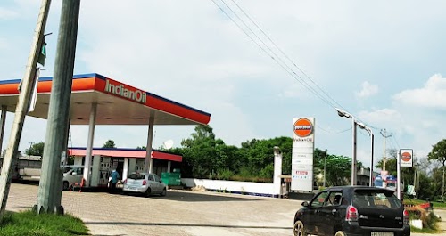 Indian Oil Petrol Pump, Jandu Singha