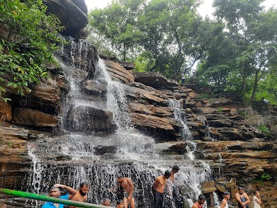 Paawan Ghinauchi Dham
