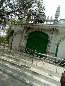 Muslim Cemetery & Eidgah