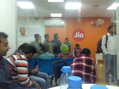 Reliance Jio Service Center