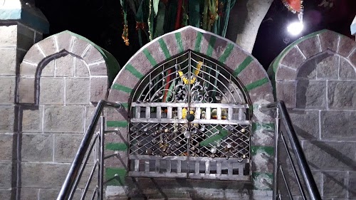 Yemmiganur Famous Dargha