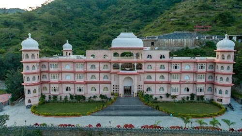 Kumbhalgarh Fort Resort-Pure Veg