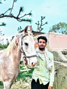 प्राचीन शिव मंदिर (मठ)