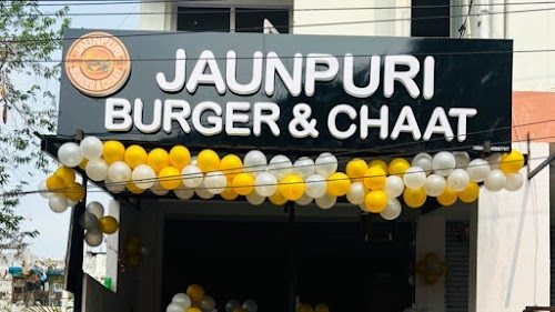Jaunpuri Burger and Chat Point