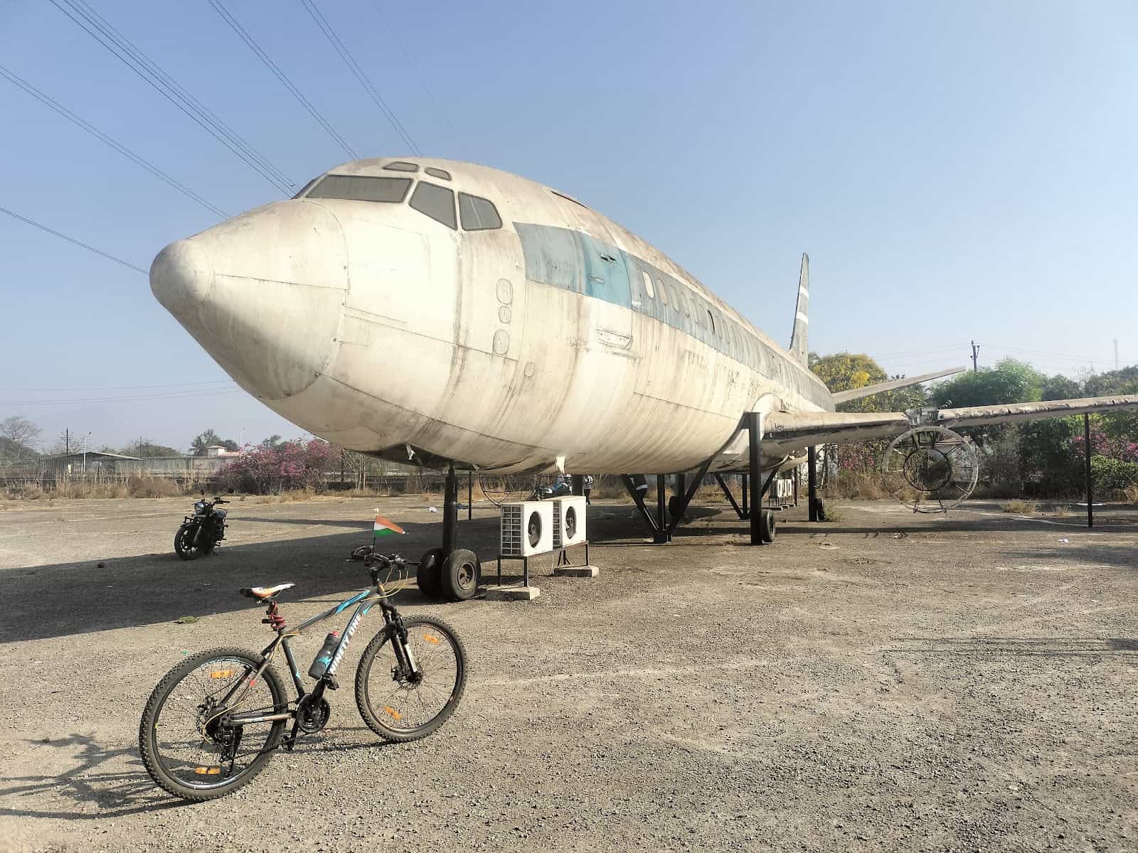 Abandoned airplane