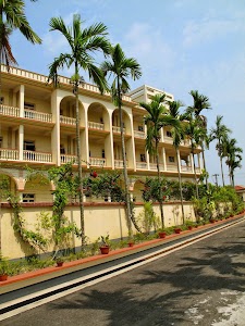 St Ignatius High School