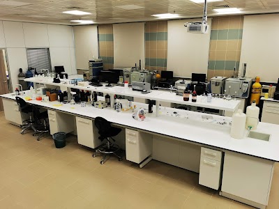 مركز أبحاث المؤثرات العقلية و السموم Substance Abuse and Toxicology Research Centre