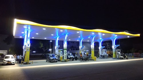 Bharat Petroleum, Petrol Pump & CNG Station -Guru Nanak Filling Station
