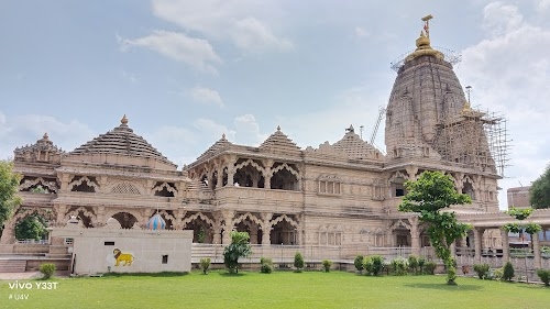 Sawariya Seth Mandir, Mandapiya
