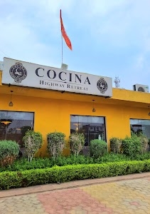 Cocina Highway Retreat