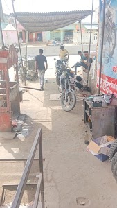Pal Auto center dhanghata