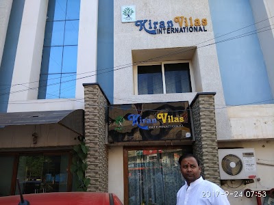 Hotel Kiran Vilas International