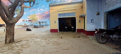 Nambardar Sathini YC House ?