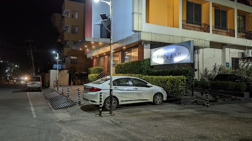 FabHotel The Pinnacle