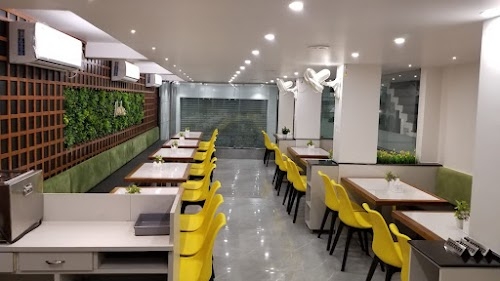 Neelam Fast Food