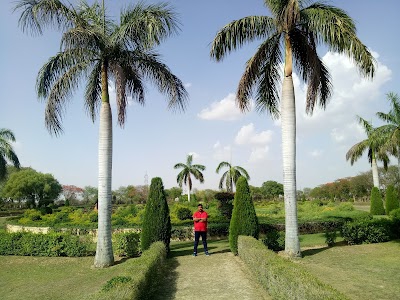 Dada Bhagwan Trimandir, Tivari
