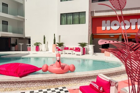 SocialTel Koh Samui - Party Hotel