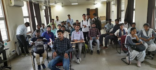 ITI naini