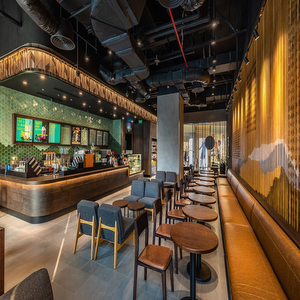 Starbuck Ba Na Hill