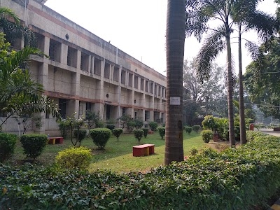 Dyal Singh College