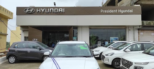 Hyundai Showroom