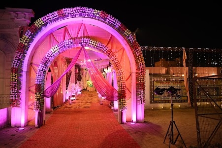 Mannat Lawn