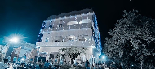 Brahm Vidyalay and ashram,pipraul