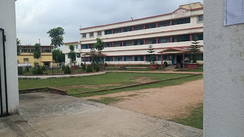 Suriya College, Suriya