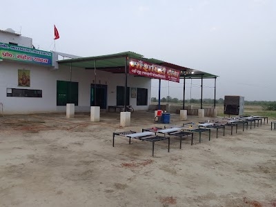 Maa shakti dhaba Mahesh Yadav