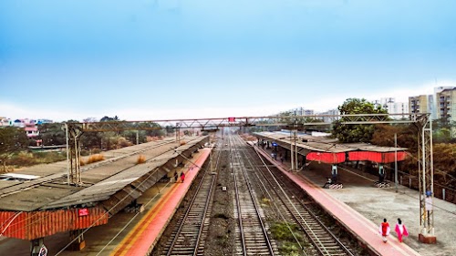 Nilje Railway Station