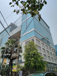PEARL OMAXE TOWER