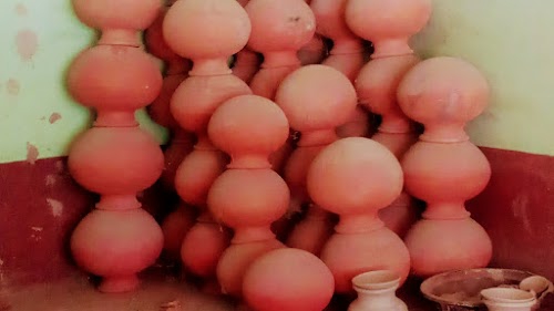 मिट्टी का बर्तन दुकान डाङी चटटी