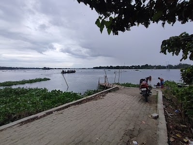 Dubai Char Par Ghat