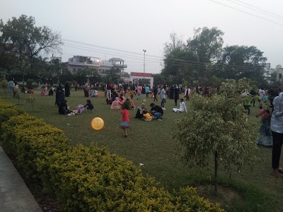 Lohiya Park