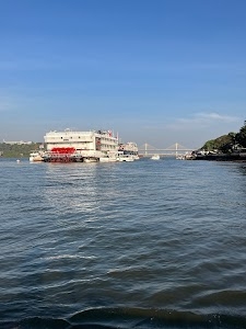 Mandovi River