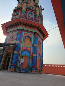 Maddi lal sari wale
